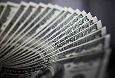 Доллар подешевел на открытии торгов БВФБ 31 марта