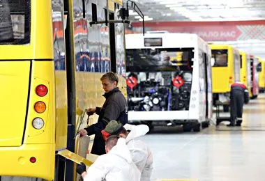МАЗ планирует выпустить более 2 тыс единиц подвижного состава пассажирской техники в 2026 г
