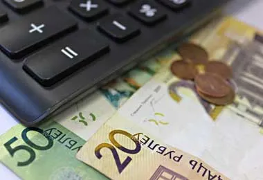 Средняя зарплата в Беларуси в декабре выросла до 2,271 тыс бел руб