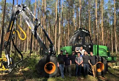 Амкодор поставил партию лесозаготовительной техники в Польшу