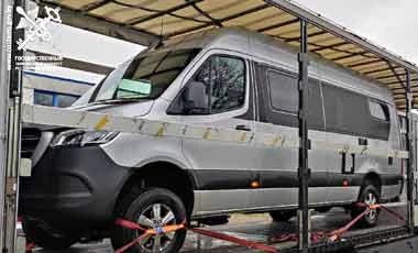 Незаконный ввоз автомобиля Mercedes-Benz Sprinter пресекла белорусская таможня