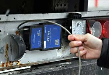 Правительство изменило порядок применения навигационных пломб для автоперевозчиков