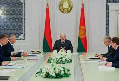 Господдержка отдельным предприятиям и гражданам будет предоставляться на местном уровне — Лукашенко