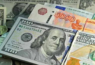 Доллар и евро подешевели на торгах БВФБ 4 марта, курс российского рубля вырос