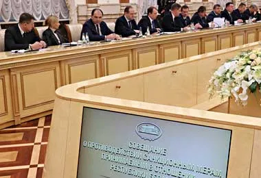 Лукашенко потребовал оказывать максимальное содействие отечественным производителям