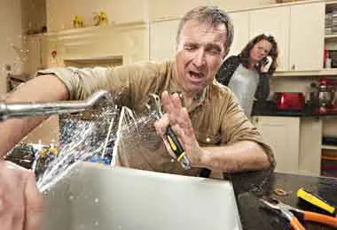 Правительство урегулировало отдельные вопросы проведения ремонта для устранения аварийных ситуаций в жилых помещениях