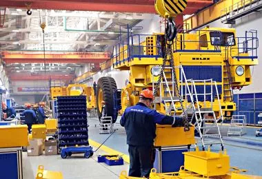 БелАЗ планирует существенно нарастить объем вложений в развитие производства в 2026 году