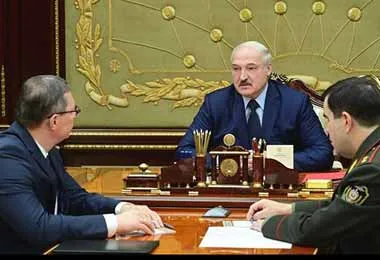 В белорусских правоохранительных органах нет дефицита кадров — Лукашенко