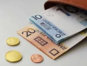 Минимальная зарплата в Беларуси за март 2019 г индексироваться не будет