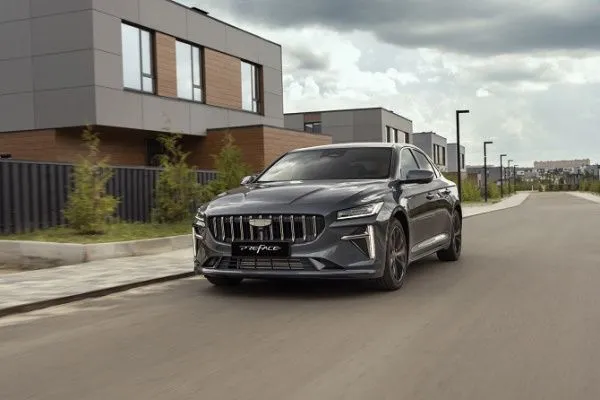 Geely представил новую версию седана Preface для российского рынка