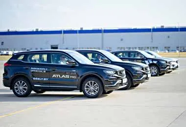 БелДжи выводит на рынок новый кроссовер Geely Atlas PRO