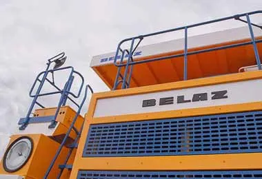 БелАЗ представит самосвал с двигателем на сжиженном природном газе грузоподъемностью 220 тонн
