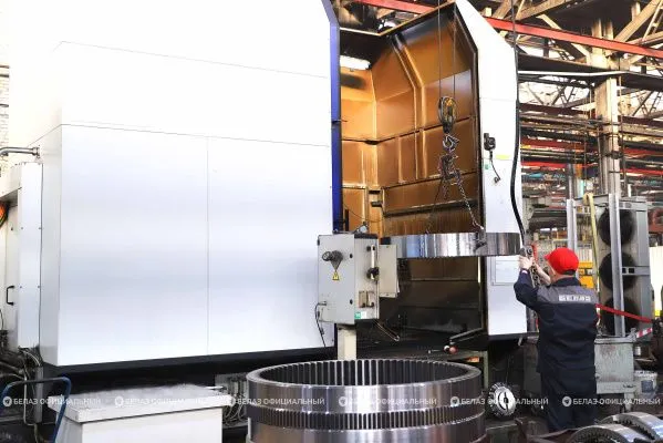 БелАЗ модернизирует производство зубчатых колес