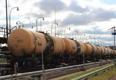 Экспортные пошлины на нефть и нефтепродукты в Беларуси снижаются с 1 июня