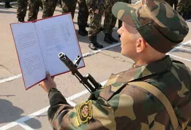 Отправка в войска призывников весеннего призыва начнется 14 мая